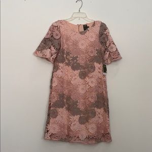 NWT Taylor lace floral dress